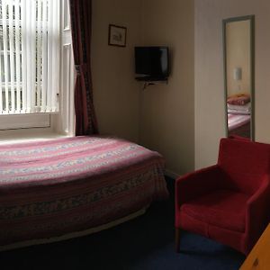 Single Room Bathroom